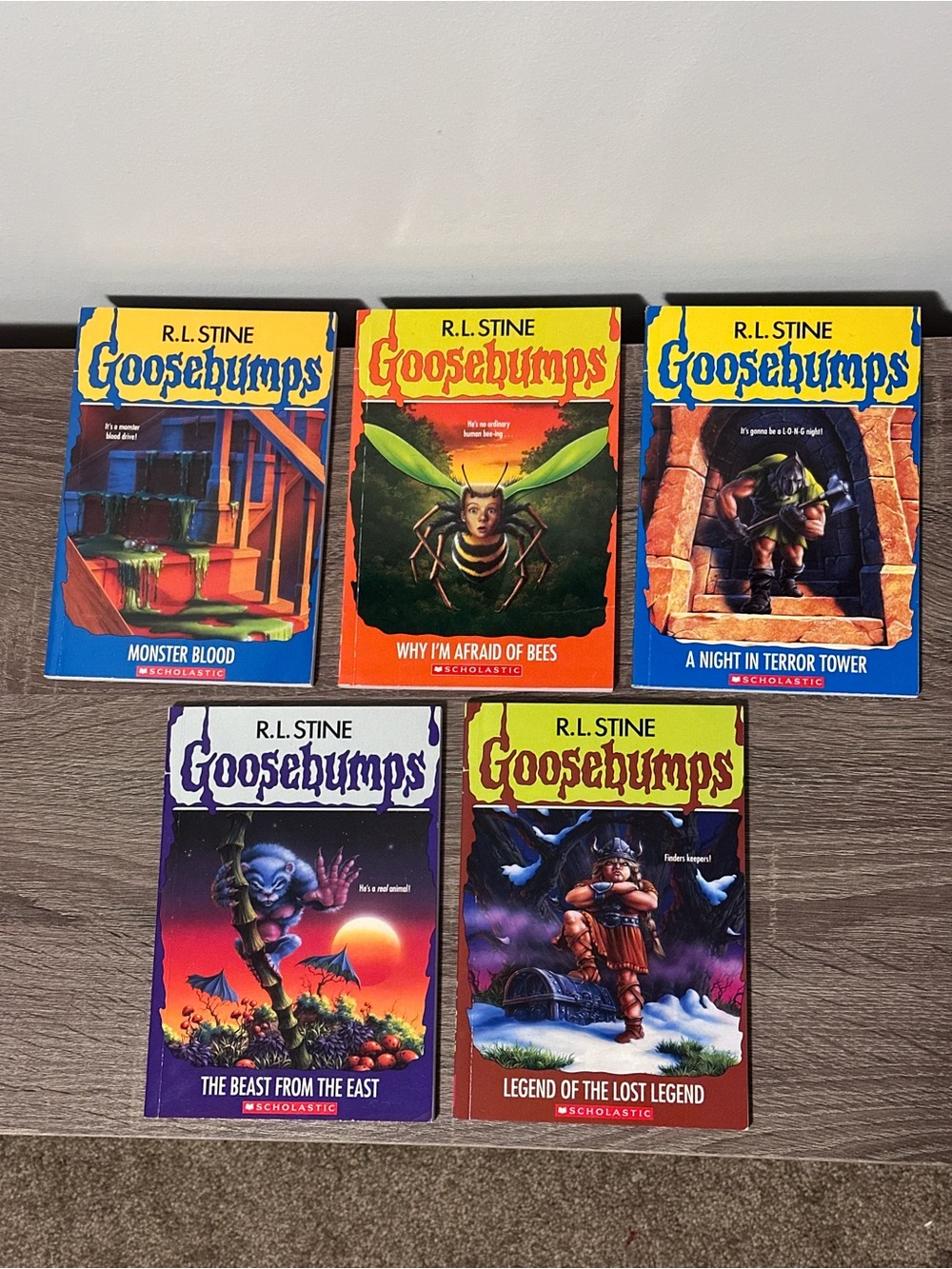 Goosebumps Set of 5 books - great condition